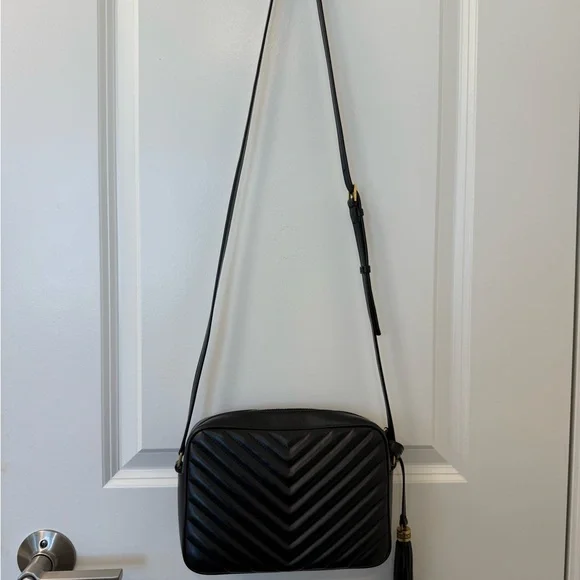 Yves Saint Laurent Black and Gold Chevron Crossbody Bag - Picture 4 of 12